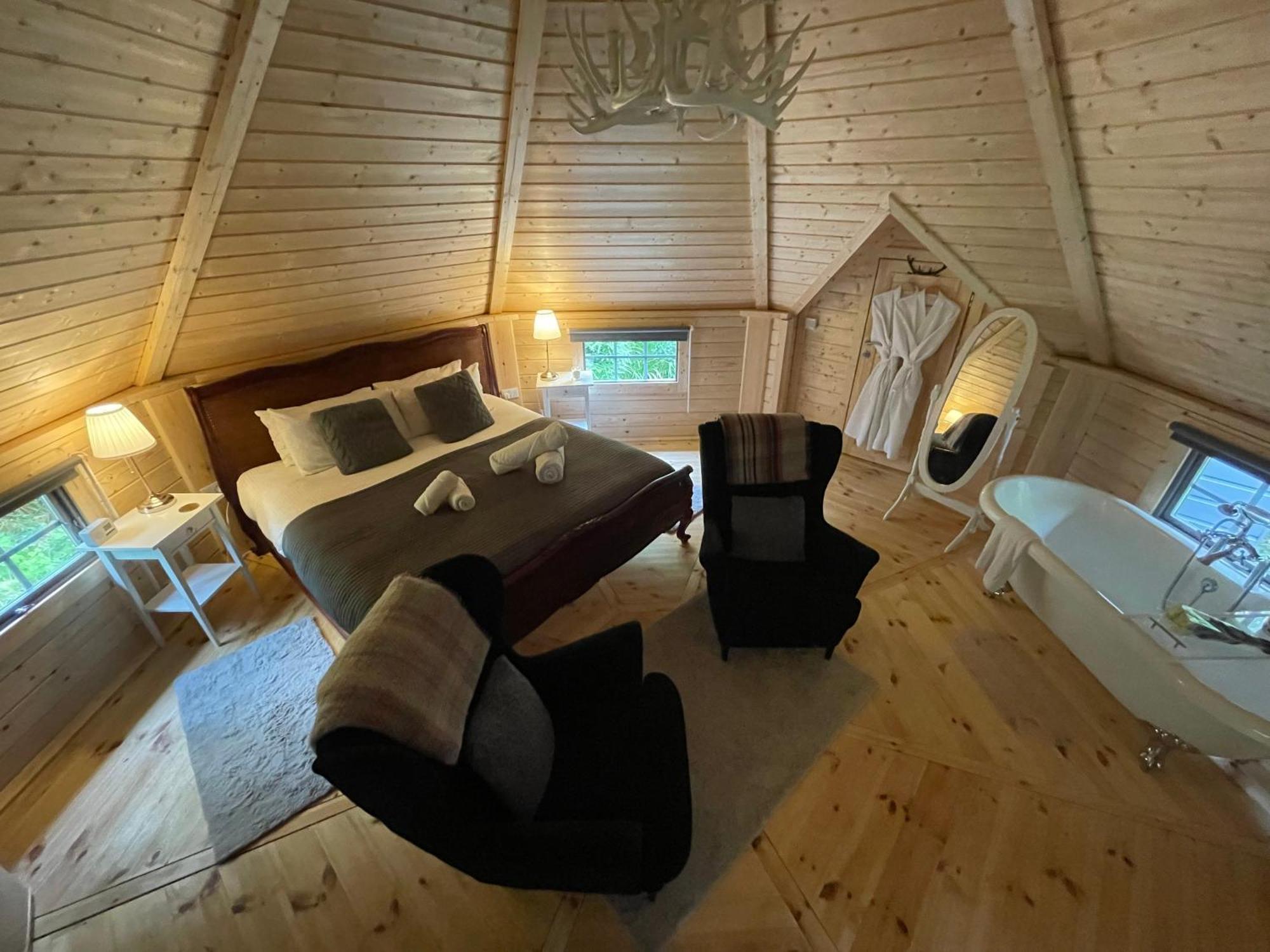 Aos Si Lodges Ballachulish Exteriör bild